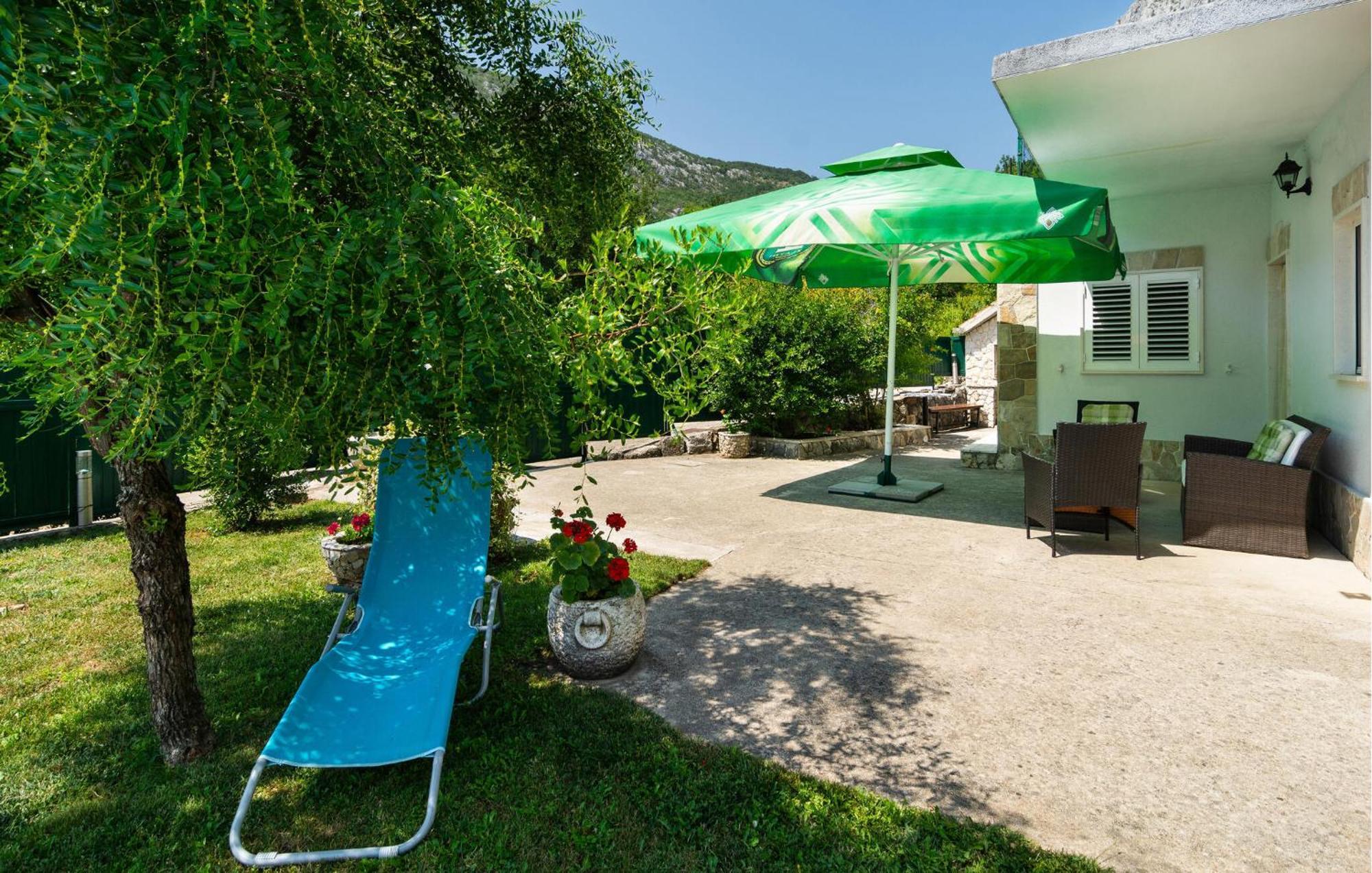 Cozy Home In Podaspilje With Kitchen Svinisce Zewnętrze zdjęcie